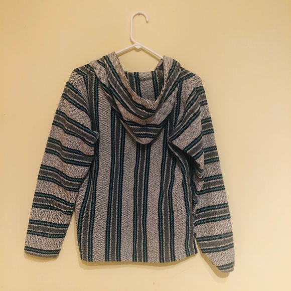 Baha Pullover Hoodie, Poncho, hooded sweatshirt. - Picture 2 of 3